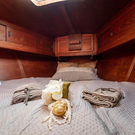 Quo Vadis Yacht Ξενοδοχείο Μπάρι Εξωτερικό φωτογραφία