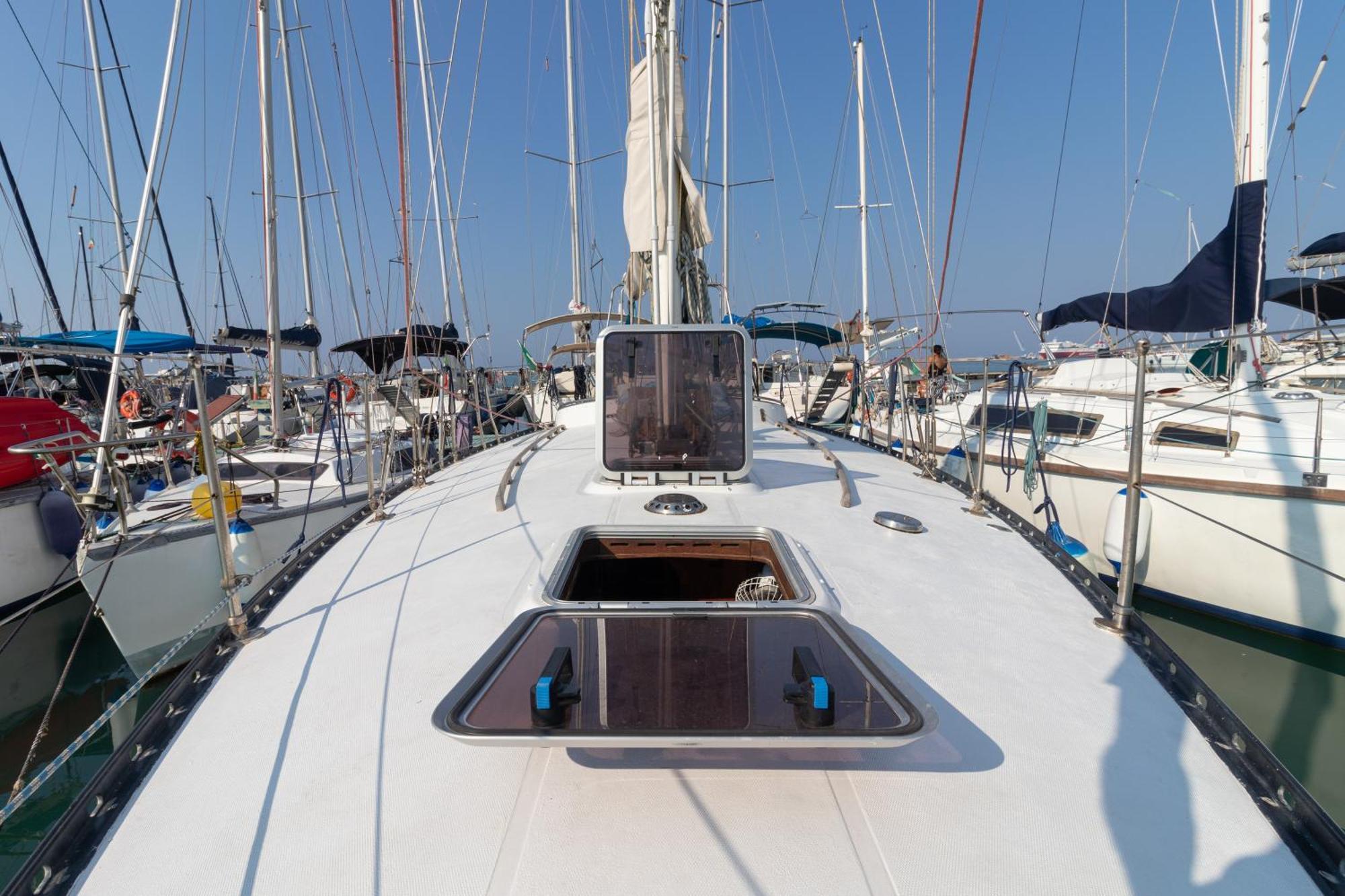 Quo Vadis Yacht Ξενοδοχείο Μπάρι Εξωτερικό φωτογραφία